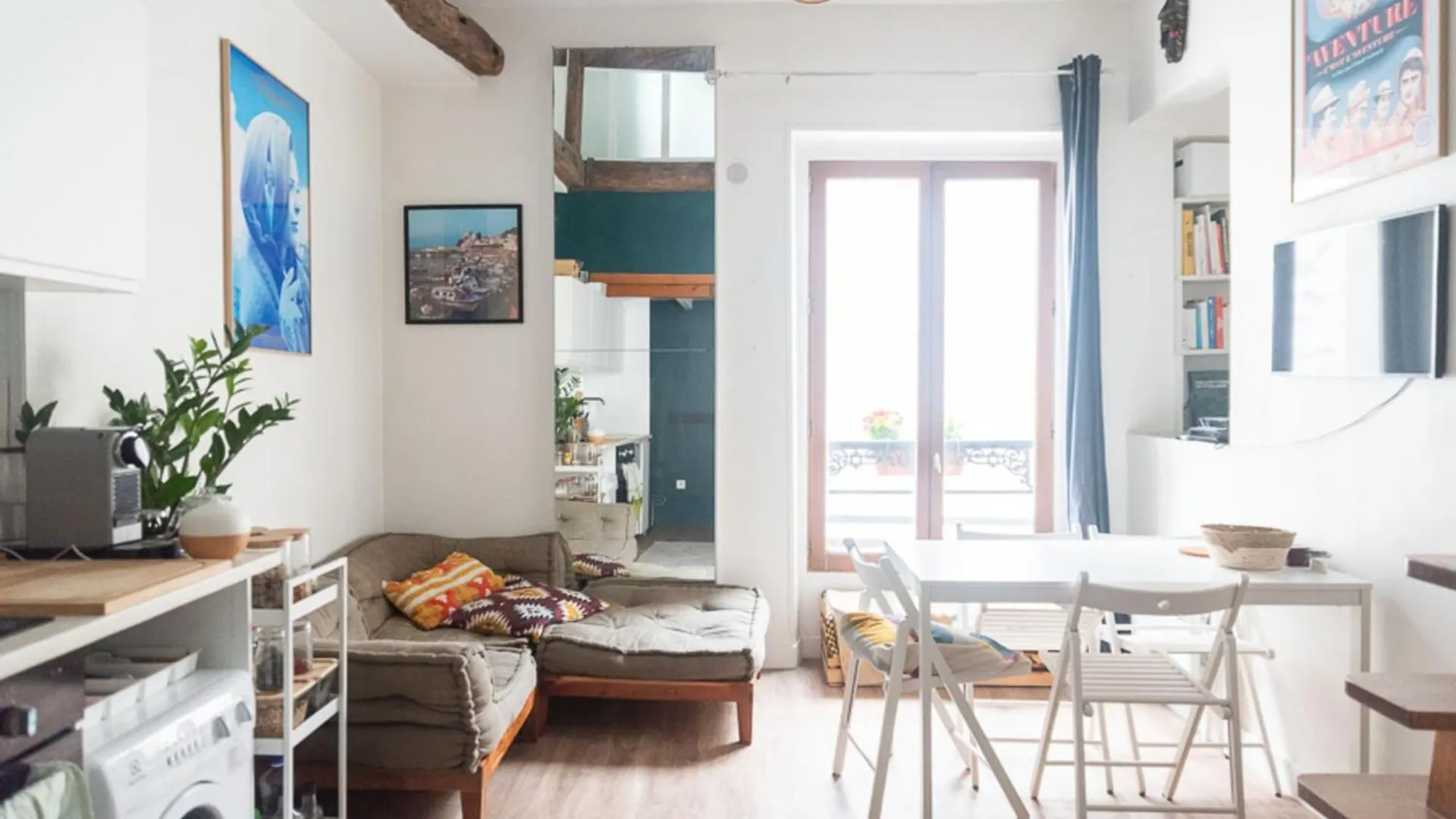 Apartment Charming Studio For Two In The 10Th Paris
